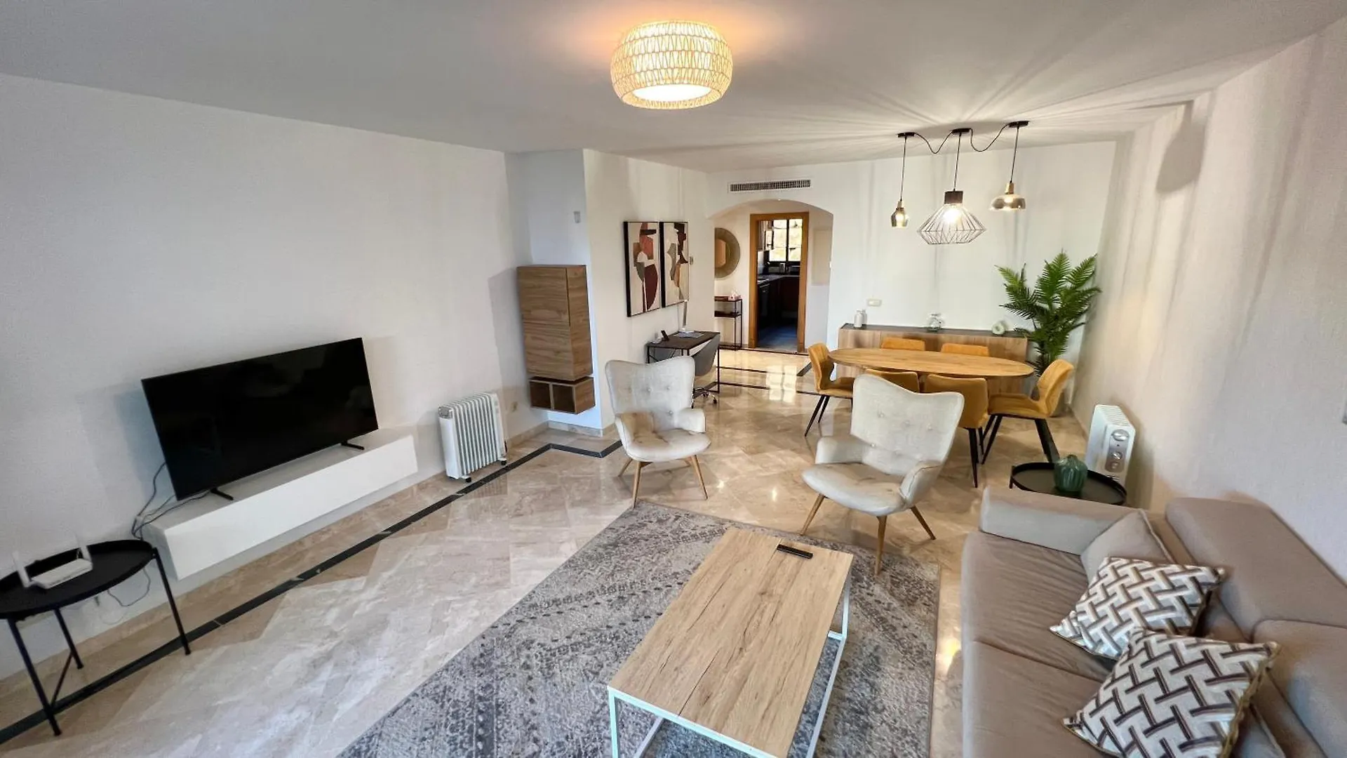 Moderno Apartamento Con Jardin - Golf Y Playa Casares Spain