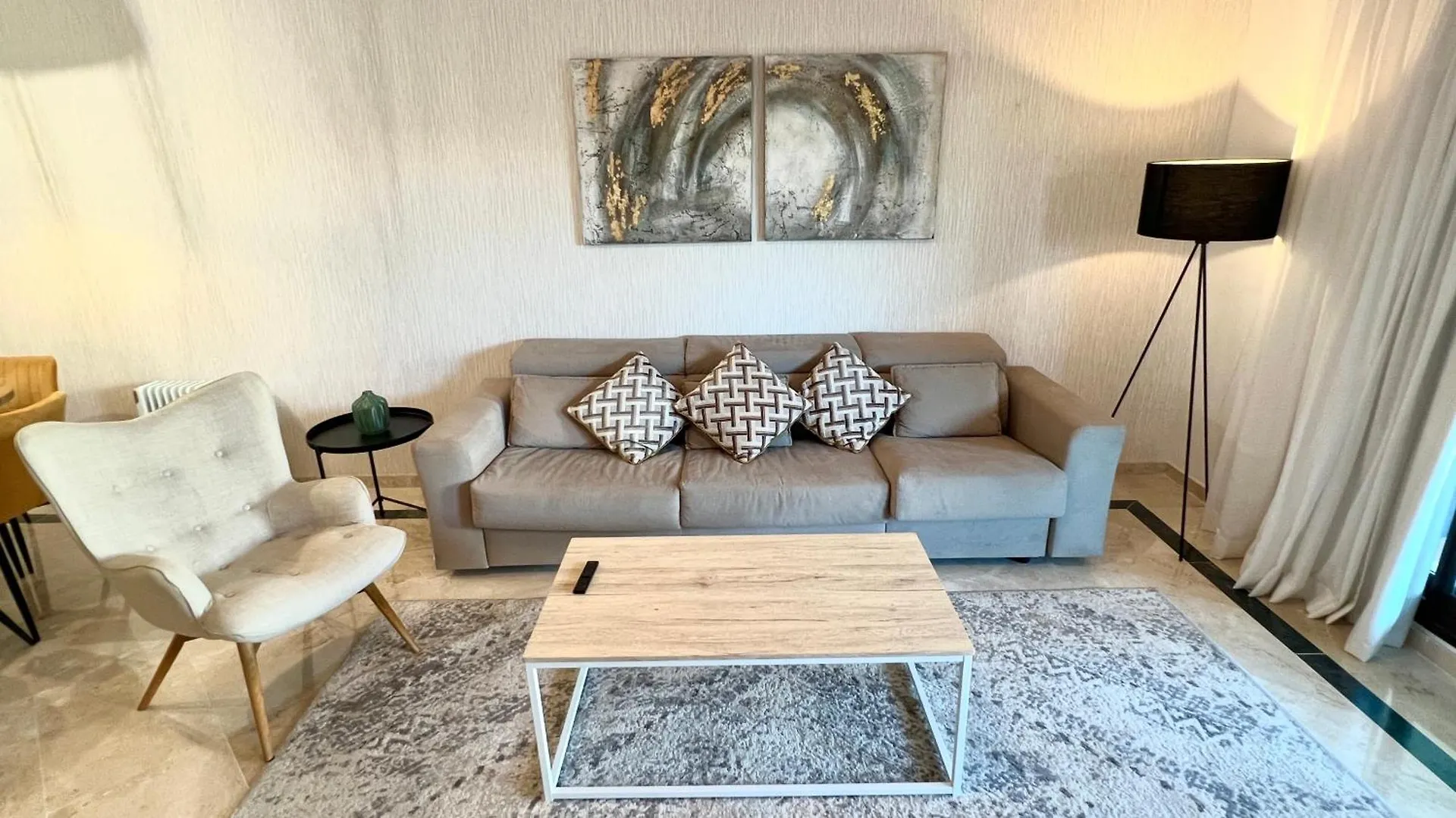 Moderno Apartamento Con Jardin - Golf Y Playa Casares Apartment
