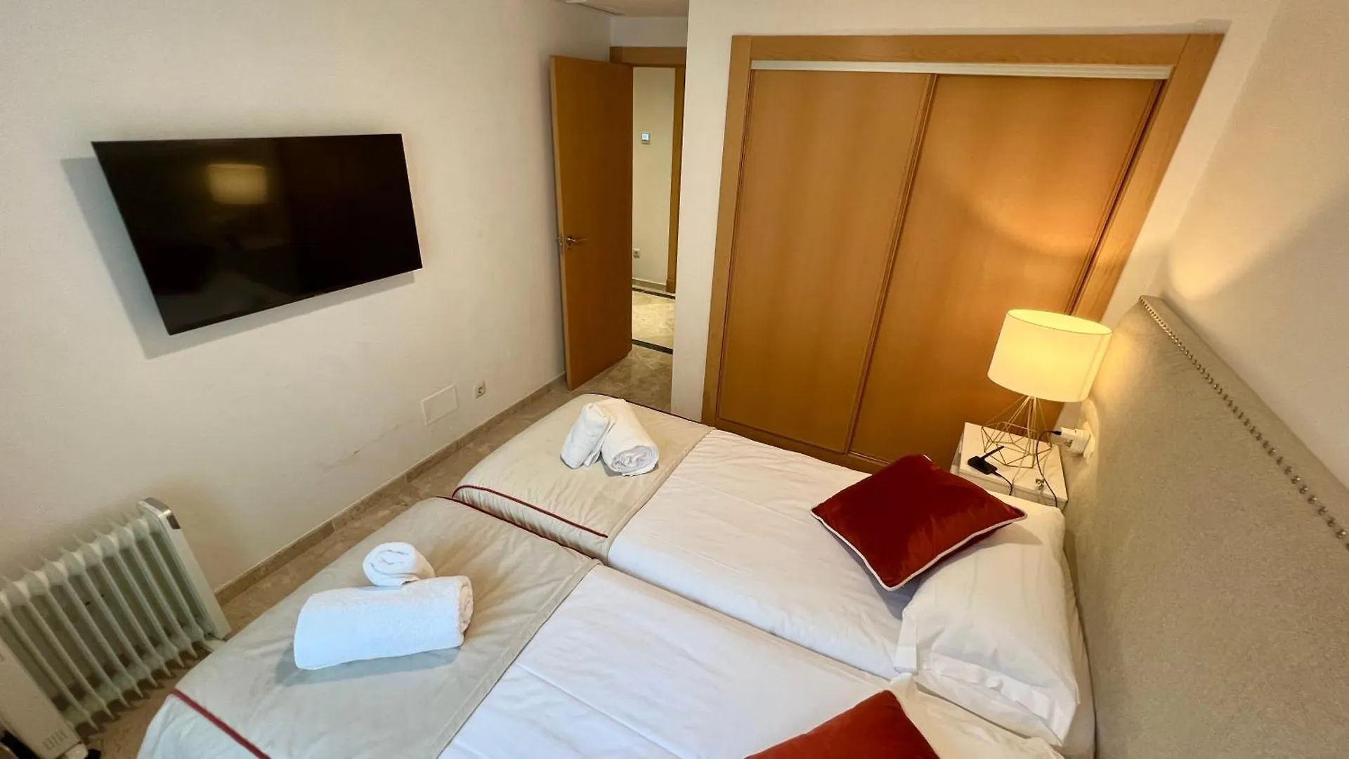 Moderno Apartamento Con Jardin - Golf Y Playa Casares 0*,  Spain