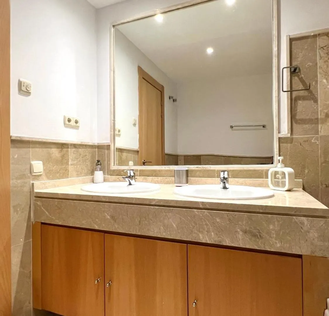 Moderno Apartamento Con Jardin - Golf Y Playa Casares Apartment