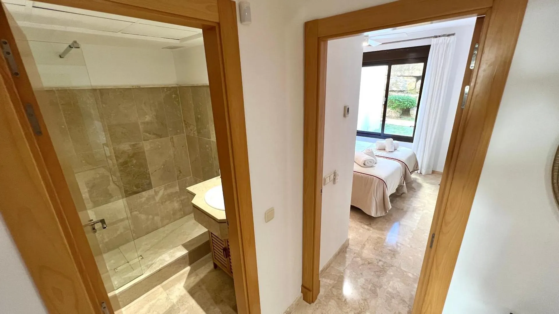 Moderno Apartamento Con Jardin - Golf Y Playa Casares
